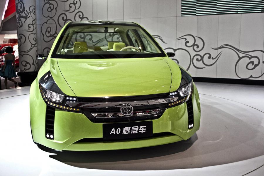  Brilliance A0 Electric Concept 2010 года  (фото 4 из 9)